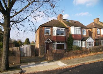 3 Bedrooms Semi-detached house for sale in Grasvenor Avenue, Barnet EN5