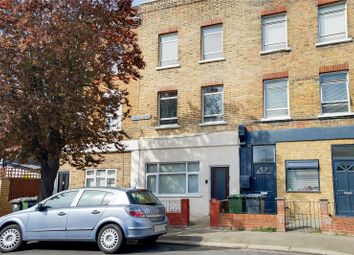 Thumbnail 2 bed flat to rent in Bovill Road, London