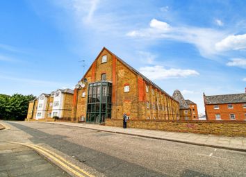 Thumbnail Flat to rent in The Maltings, Clifton Road, Gravesend, Kent