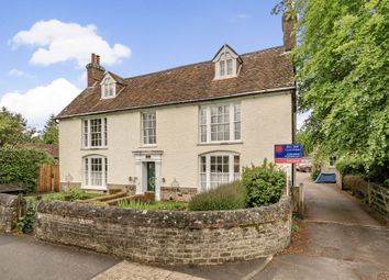 Thumbnail Flat for sale in North Street, Midhurst