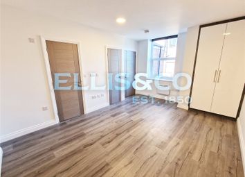 Thumbnail 2 bed flat to rent in Station Road, Harrow