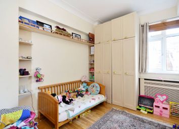 Thumbnail 2 bed flat for sale in College Crescent, Hampstead, London