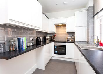 2 Bedrooms Flat for sale in Tufnell Mansions, Anson Road, London N7