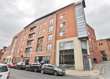 2 Bedrooms Flat for sale in The Chimes, Vicar Lane, Sheffield S1