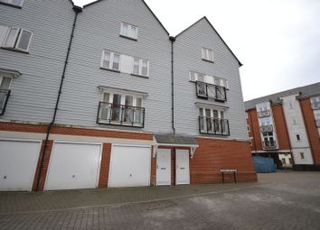 3 Bedroom Town house for rent
