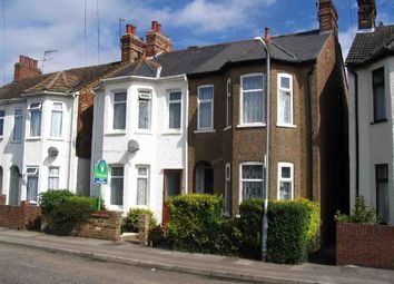 3 Bedroom Semi-detached house for rent
