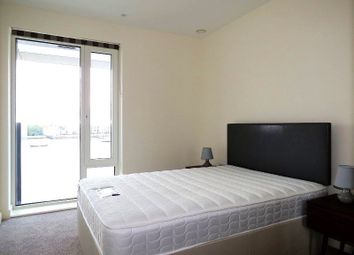 1 Bedrooms Flat to rent in Duke Of Wellington Avenue, Royal Arsenal Riverside SE18