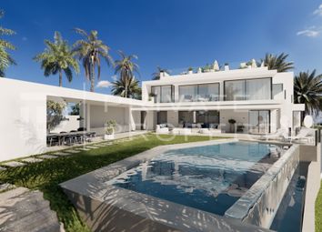 Thumbnail 6 bed villa for sale in Cascada De Camojan, Marbella Golden Mile, Marbella