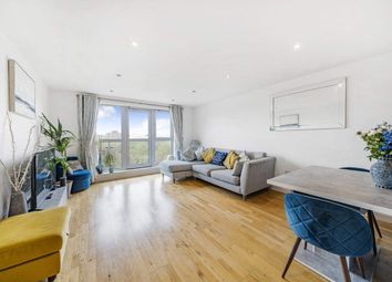 Thumbnail 2 bedroom flat for sale in Southgate Road, London