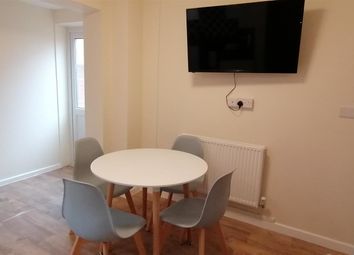 Thumbnail 1 bed property to rent in Earls Court Road, Amesbury, Salisbury