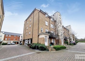 Thumbnail Flat to rent in Wells View Drive, Bromley