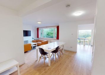 A Spacious And Inviting Large Modern Living Room W...