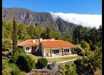 5 bed villa for sale in Nacional Park Cumbrecita, El Paso, La Palma, Canary Islands, Spain