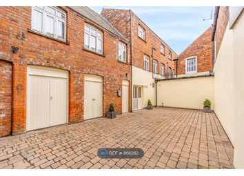 Private Courtyard