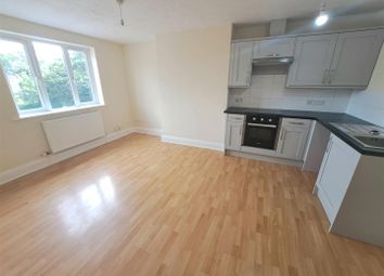 Thumbnail Flat to rent in Cleeve Wood Road, Downend, Bristol