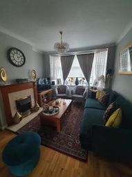 Thumbnail Semi-detached house to rent in Cassiobury Avenue, Feltham