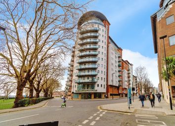 Thumbnail 2 bedroom flat for sale in Orchard Place, Southampton