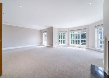 Thumbnail 3 bedroom flat to rent in Mountview Close, Hampstead Garden Suburb, London
