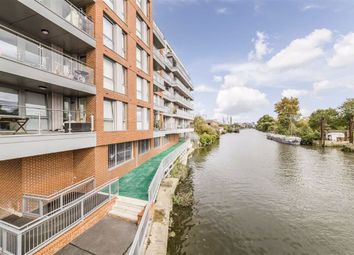 Thumbnail 3 bed flat for sale in High Street, Brentford