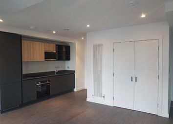 1 Bedrooms Flat to rent in Western Gateway, London E16