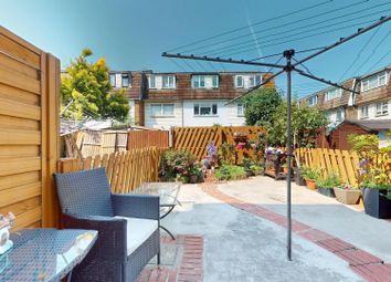 Wide Back Garden For Sale At E16 By Barrain London