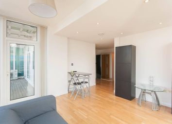 Thumbnail Flat to rent in Greens End, Woolwich, London