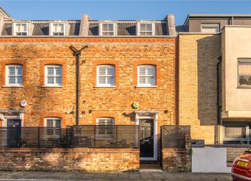Thumbnail Terraced house for sale in Barnsbury Grove, London