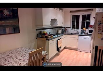 3 Bedrooms Semi-detached house to rent in West Street, Crawley RH11