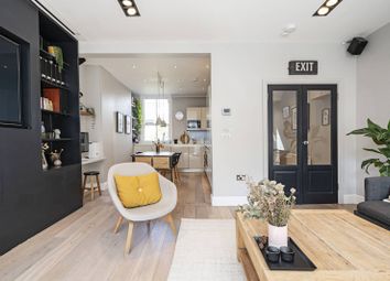 Thumbnail 3 bedroom maisonette for sale in Calabria Road, Highbury, London