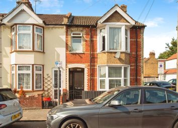 Thumbnail 2 bedroom maisonette for sale in Addiscombe Road, Watford