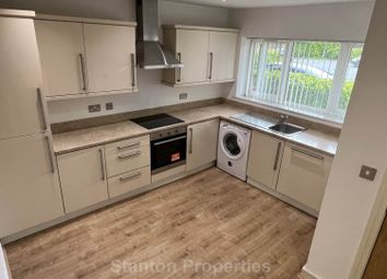 Thumbnail Flat to rent in Sutton Road, St Helens