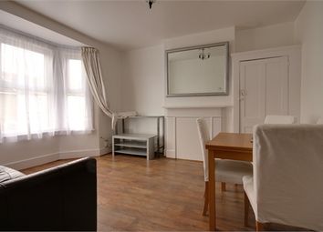 2 Bedrooms Flat to rent in Somers Road, Walthamstow, London E17