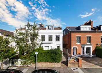 Thumbnail Flat to rent in Griffiths Road, Wimbledon