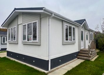 Thumbnail 2 bed mobile/park home for sale in Compasses Mobile Home Park, Alfold, Cranleigh