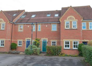 Thumbnail 4 bed town house to rent in Plater Drive, Oxford