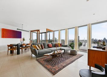Thumbnail Flat for sale in The Tower St. George Wharf, London