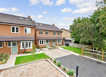 Thumbnail Flat for sale in Morris Road, Primrose Gardens, South Nutfield, Redhill, Surrey