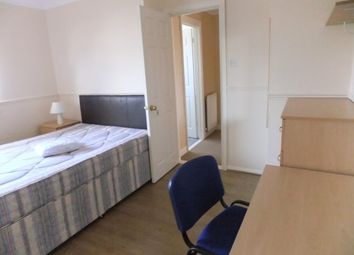 Thumbnail Room to rent in Mount Road, Chatham, Medway