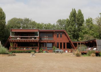 306684 - Blue Gates, Cambridge-87.Jpg