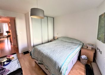 Thumbnail 1 bed flat to rent in Graham Street, London