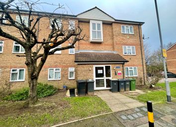 Thumbnail 2 bed flat to rent in Quilter Close, Luton