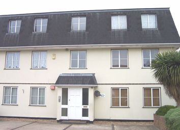 Thumbnail 1 bed flat to rent in Littledown Road, Slough
