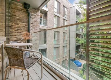 Thumbnail Flat for sale in Woods Road, Peckham