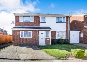 5 Bedrooms Detached house for sale in Aidans Close, Dunstable, Bedfordshire, England LU6