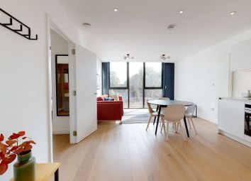 Thumbnail Duplex to rent in Highgate Hill, London