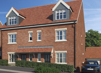 4 Bedroom Semi-detached house for sale