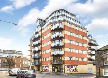 2 Bedrooms Flat for sale in Thorngate House, St. Swithins Square LN2