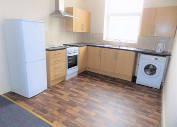 2 Bedrooms Flat to rent in Rochdale Road, Blackley, Manchester M9