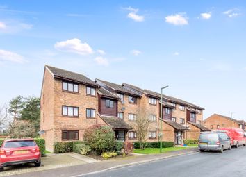 2 bed flat for sale in Newbridge Close, Broadbridge Heath, West Sussex RH12
