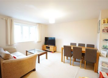2 Bedrooms Flat to rent in Blackdown Close, Finchley N2